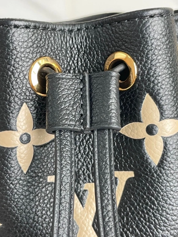 WIS NANO VUITTON NOÉ LOUIS 1202